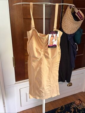 Lady Princess Beige Smooth Shaper Slip -NWT. Retail 30